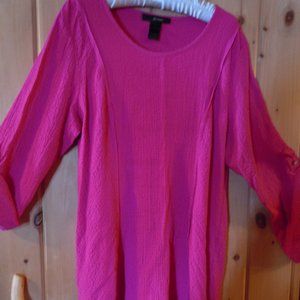Beautiful SPRING COLOR  ROSE PINK Ali Miles Tunic 1X CRINKLE Asymmetrical Hem